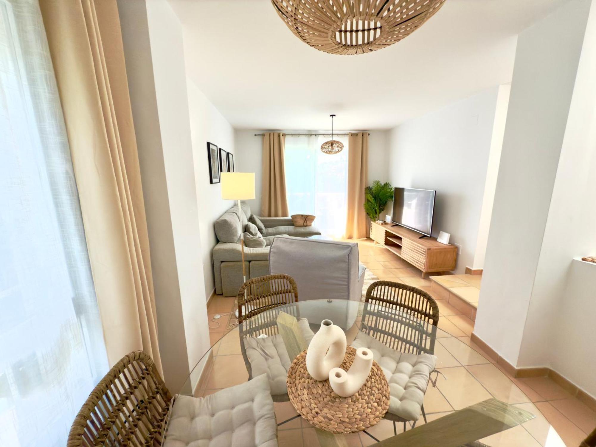Appartement 168m² 2 Slaapkamer, 3 Privé Badkamer In Torremuelle Benalmádena