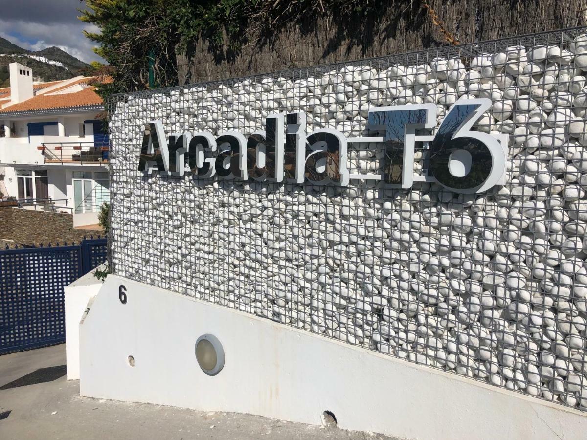 168m² 2 Slaapkamer, 3 Privé Badkamer In Torremuelle Benalmádena